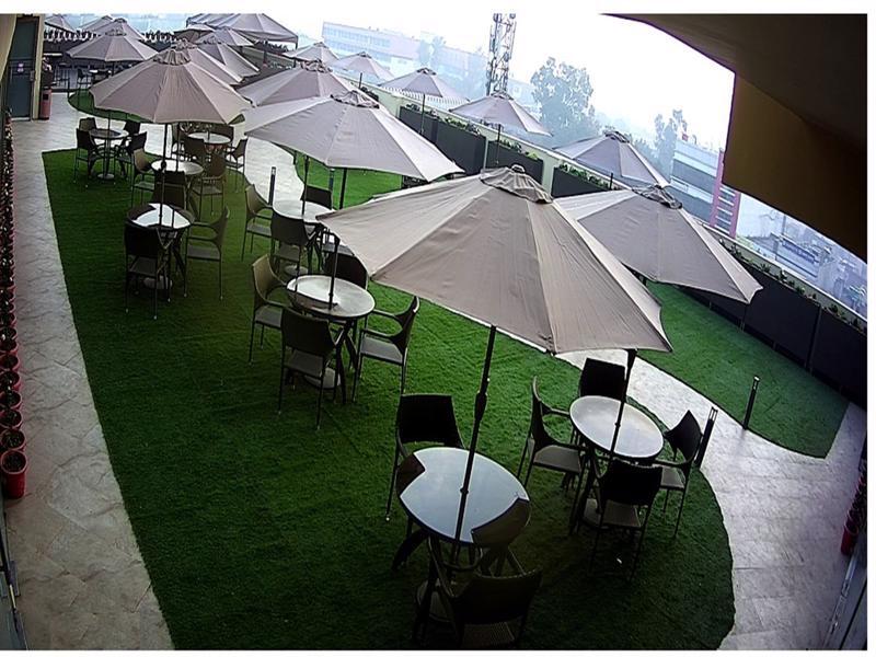 Regenta Central Amritsar Buitenkant foto