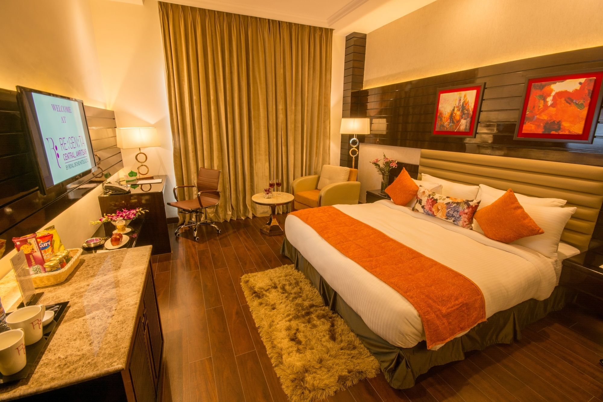 Regenta Central Amritsar Buitenkant foto